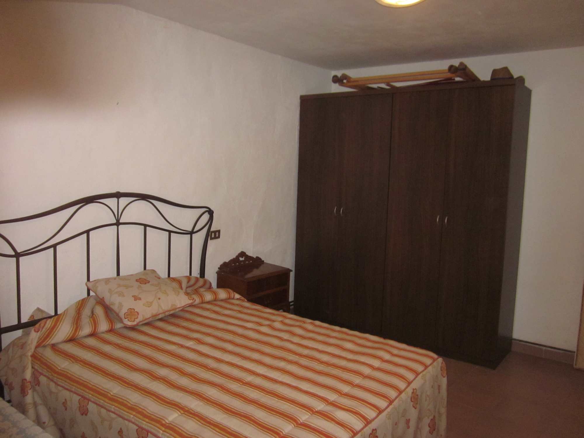 Dormitorio 4-min Casa adosada de pueblo para ALQUILER en Colungo