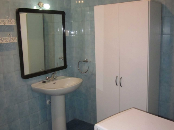 Casa reformada de ALQUILER en SALAS ALTAS