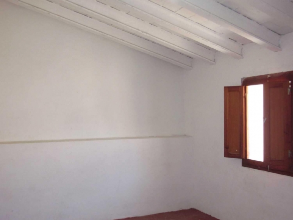 Casa reformada de ALQUILER en SALAS ALTAS