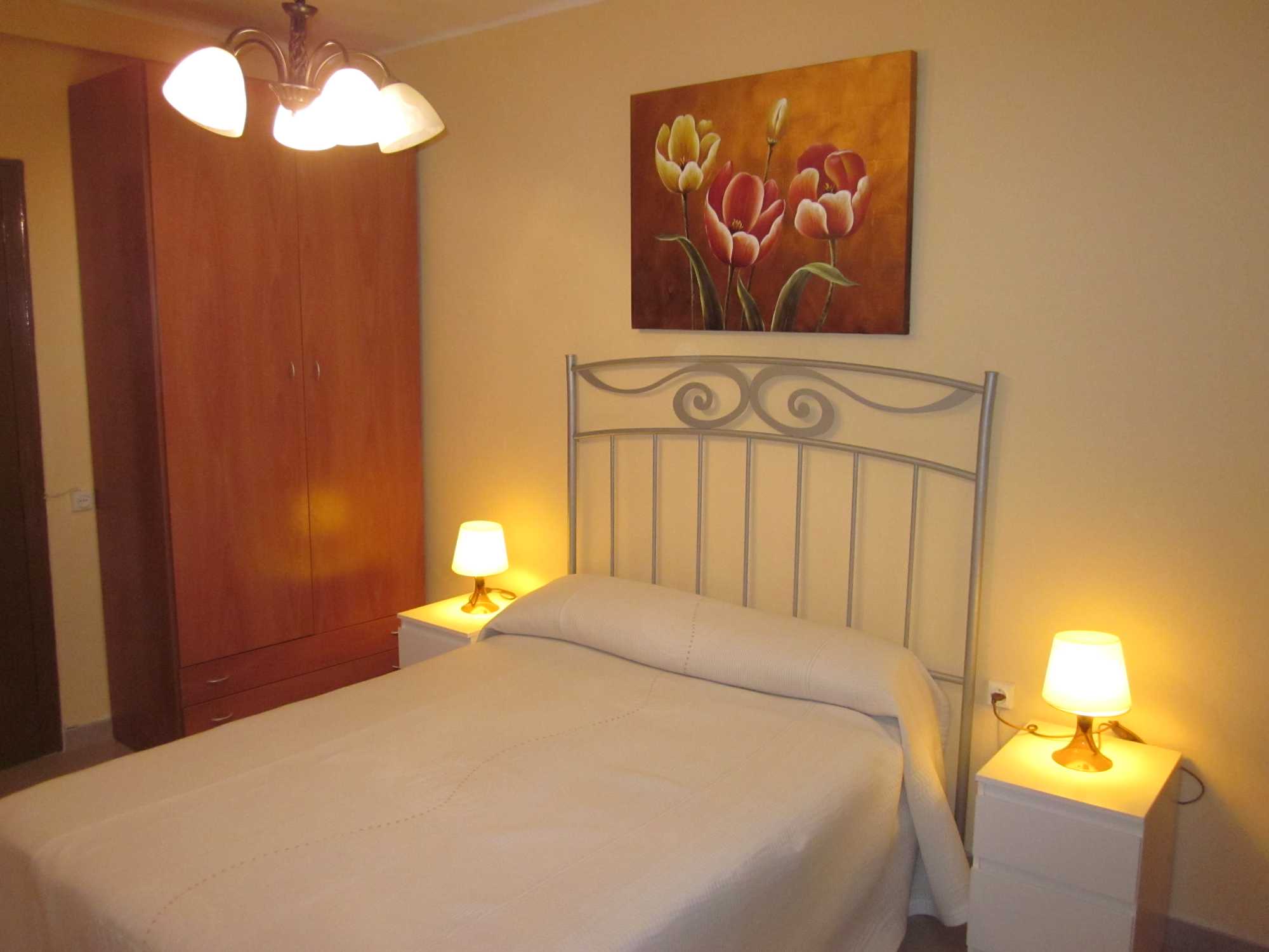 HABITACI++¦N DE MATRIMONIO 2-min Casa amueblada en Salas Bajas