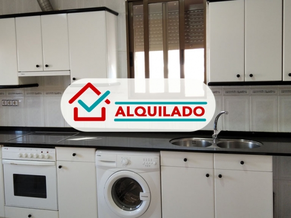 Piso de ALQUILER  totalmente reformado en PERALTA DE ALCOFEA.