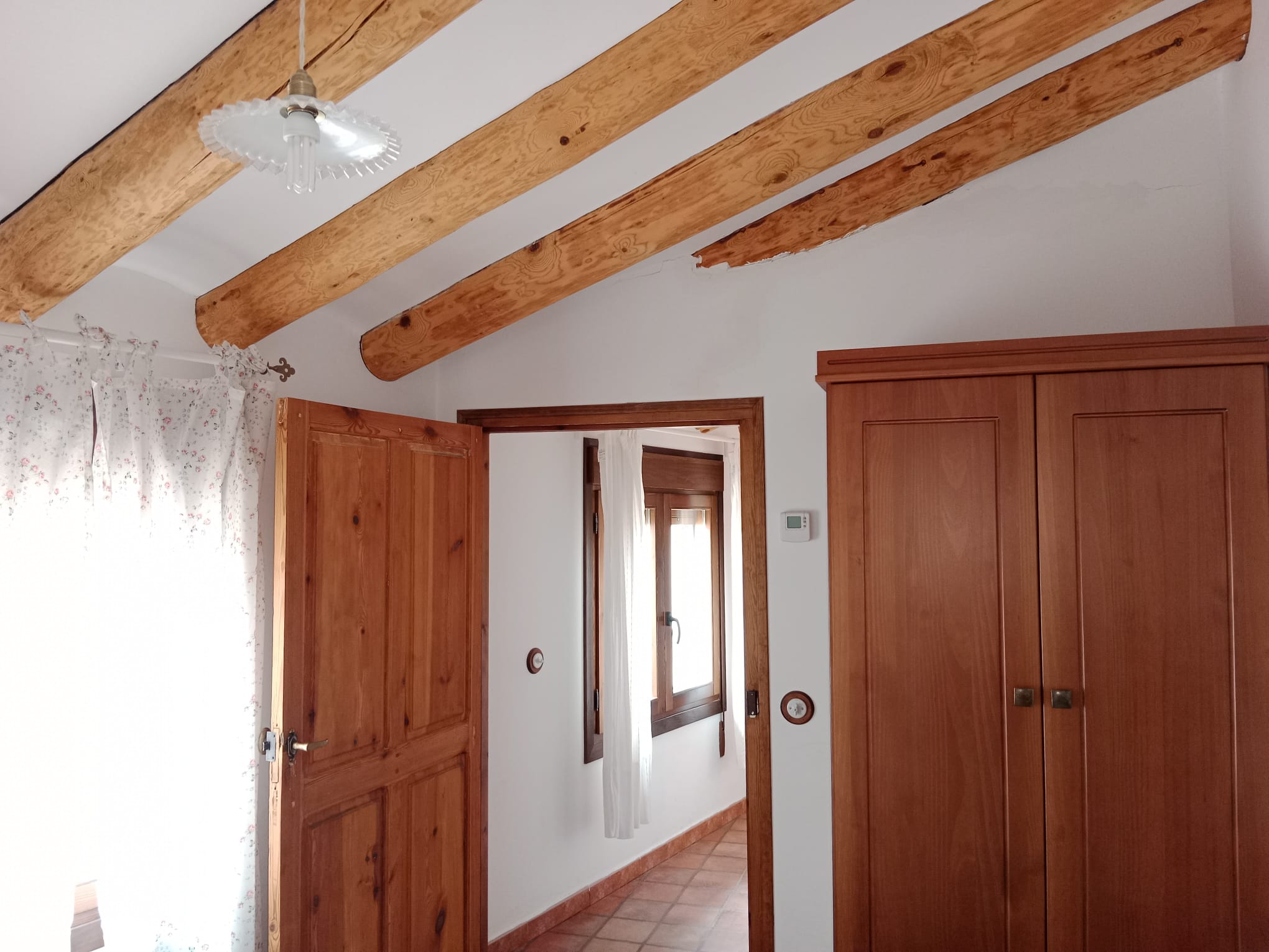 FOTO 5-min CASA en ALQUILER de 130 m2 de obra nueva con materiales de BIOCONSTRUCCIÓN, aislamiento ECOLÓGICO y EXCELENTES VISTAS en LASCELLAS