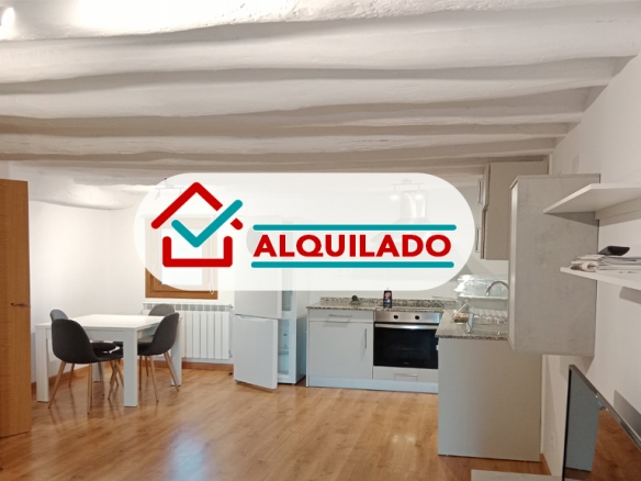 Casa MUNICIPAL de obra nueva en ALQUILER con EXCELENTES materiales de construcción y VISTAS en  ADAHUESCA