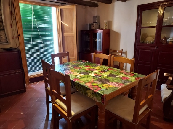 Casa amueblada con huerto en Castillazuelo.